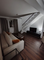 Apartman 1 na trecem spratu za 6 osoba