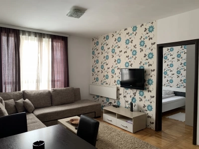 Apartman 34, Kraljevi čardaci