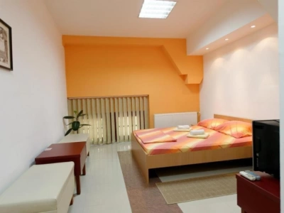 Hostel & Apartmans PAPARAZZO